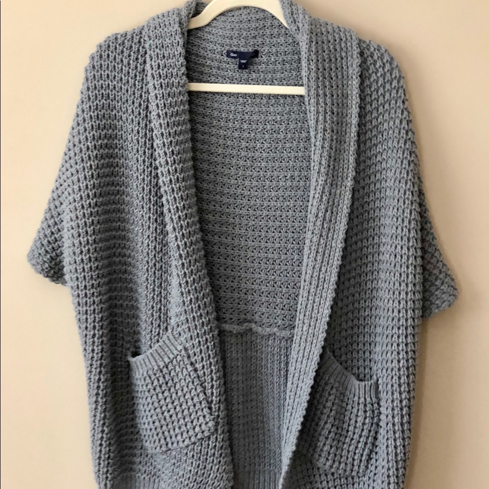 Gray GAP sweater shrug/cardigan Size L